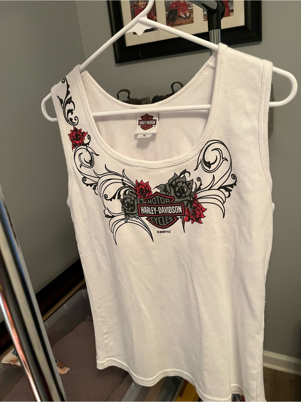 Harley-Davidson White Tank Top with Red Rose and Black Scroll Graphic